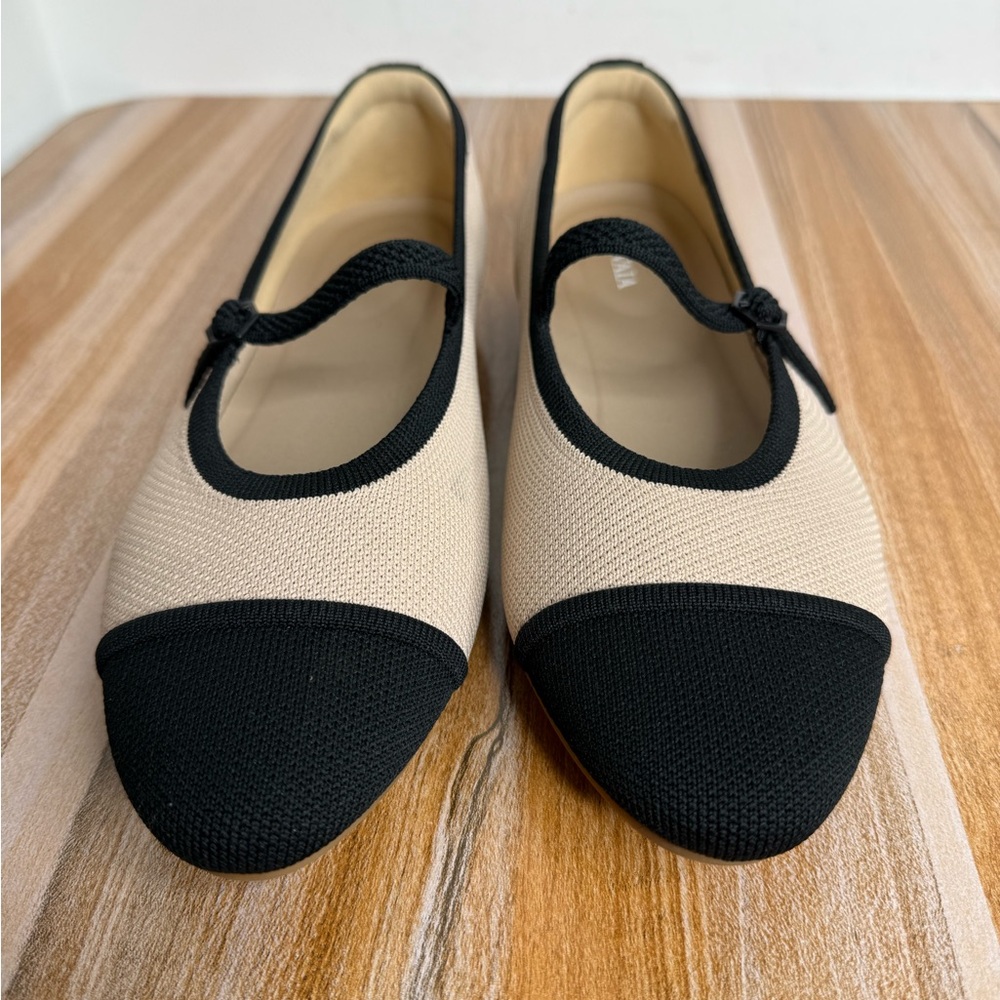Vivaia Tamia Women’s US Size 10 Mary Jane Flats Loafers Almond Toe Beige Black - Picture 2 of 14